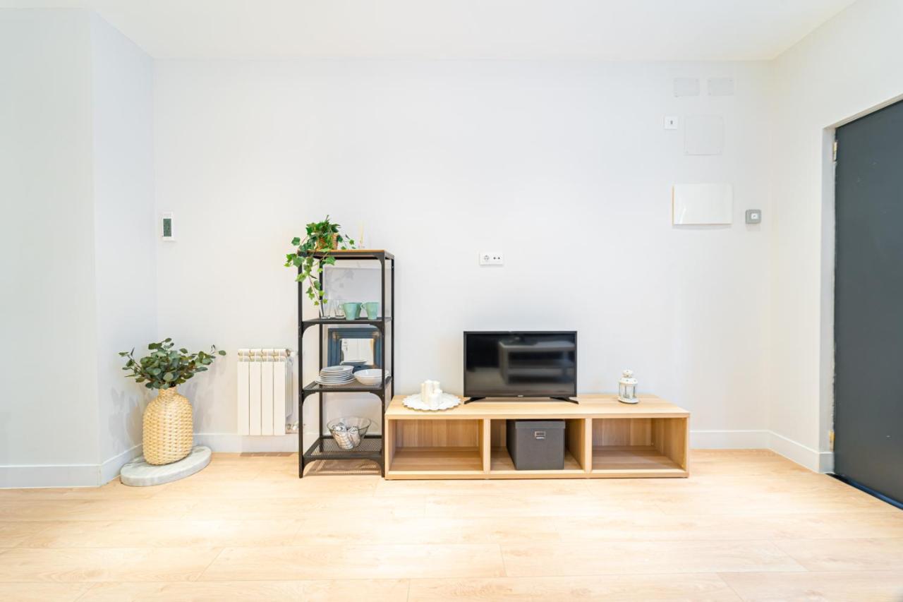 Edsam Madrid Apartments White エクステリア 写真