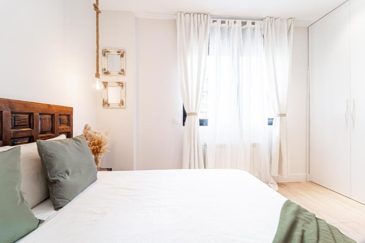 Edsam Madrid Apartments White エクステリア 写真