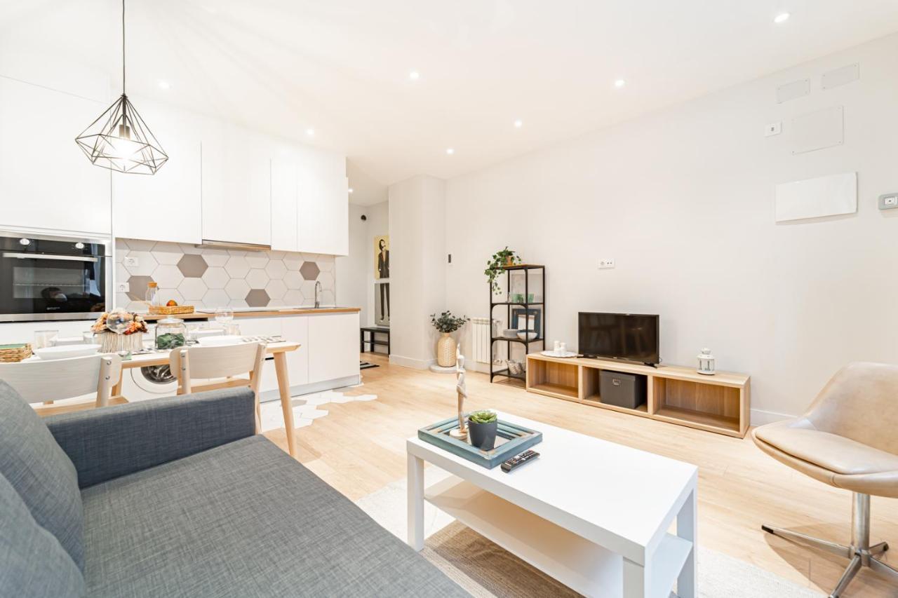 Edsam Madrid Apartments White エクステリア 写真